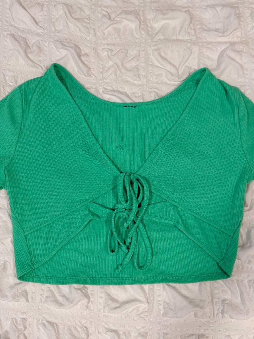 Tie Front Cropped Tee